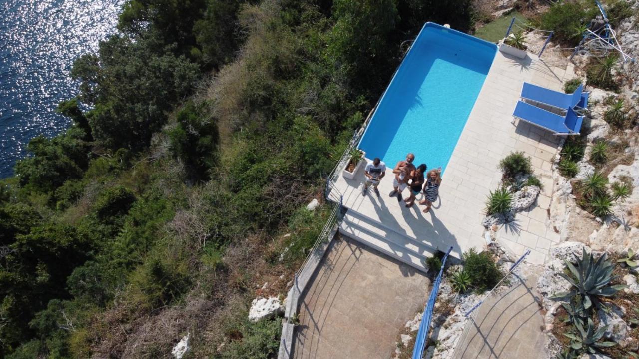 Ville Girasoli "Villa Nella Baia" With Private Swimming Pool 트리카세 외부 사진